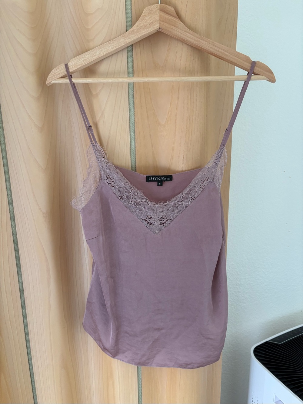 LOVE Stories Satin Lace Camisole Top Size S Dusty Purple